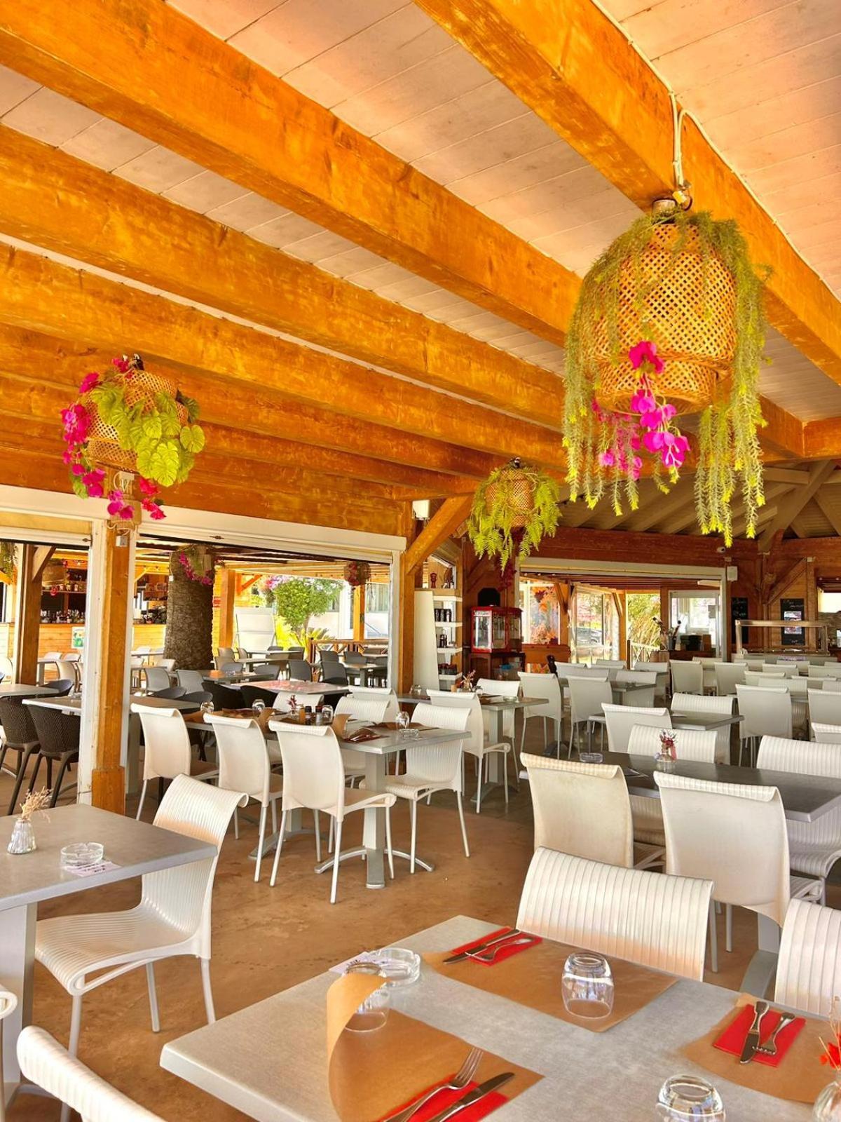 Hotel & Restaurant San Pellegrino Folelli Exterior photo